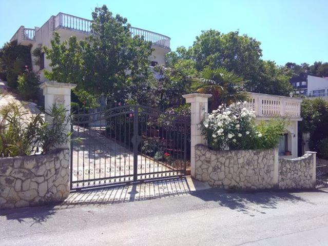 Villa Caroline Trogir Extérieur photo